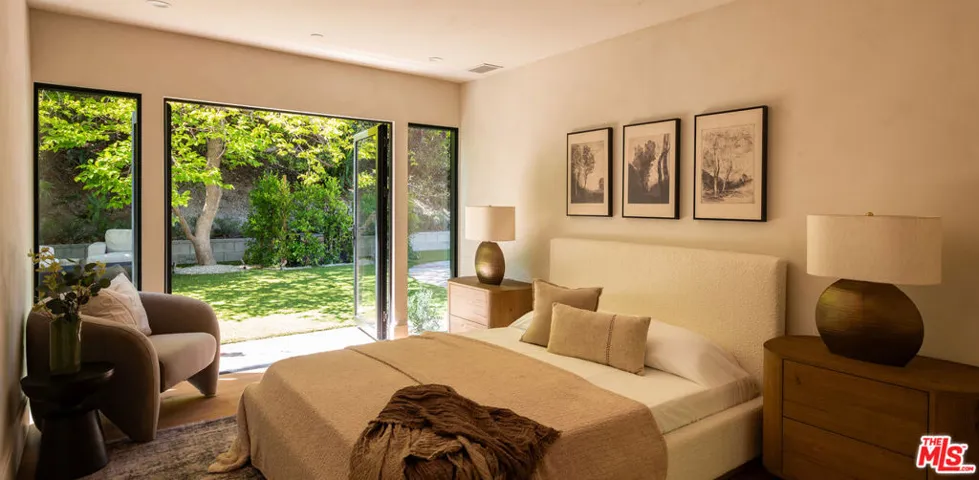 18001 Boris Drive, Encino, California 91316