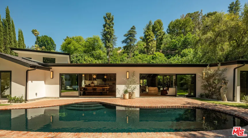 18001 Boris Drive, Encino, California 91316