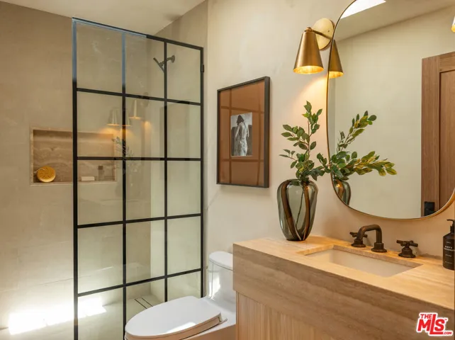 18001 Boris Drive, Encino, California 91316