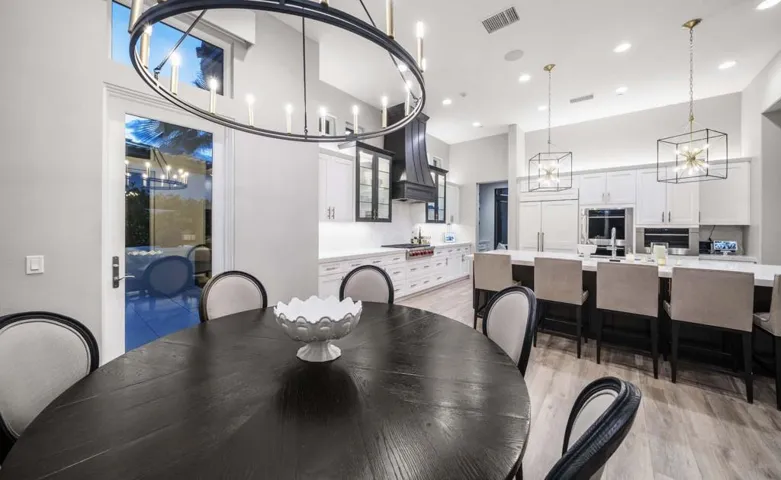 Dining/Kitchen