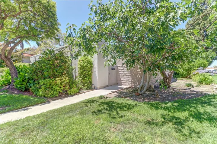 2305 Via Puerta, Laguna Woods, California 92637