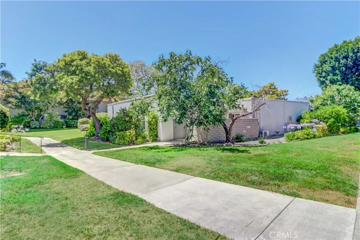 2305 Via Puerta, Laguna Woods, California 92637