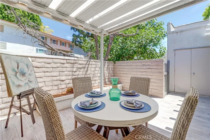 2305 Via Puerta, Laguna Woods, California 92637