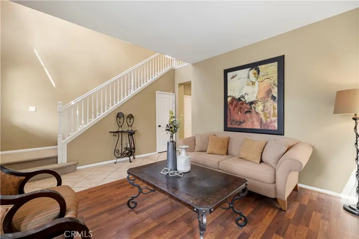 28940 Mirada Circulo, Valencia, California 91354