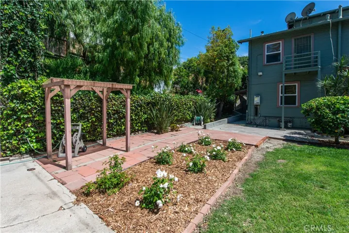 1639 Redcliff 1/2, Los Angeles, California 90026