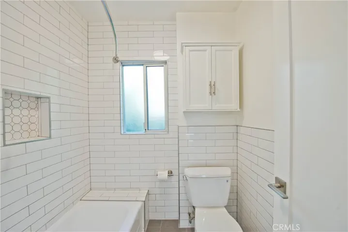 1639 Redcliff 1/2, Los Angeles, California 90026