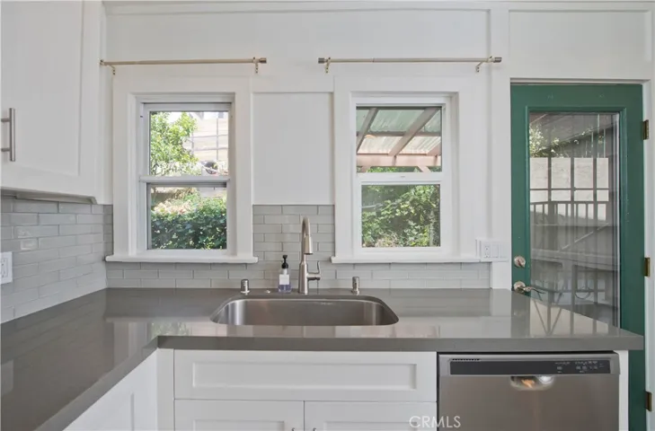 1639 Redcliff 1/2, Los Angeles, California 90026