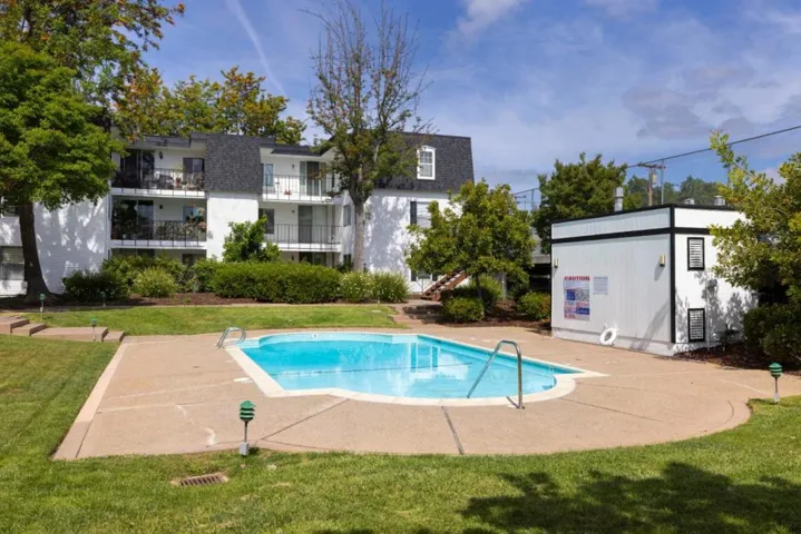 1915 Mount Vernon 15, Mountain View, California 94040
