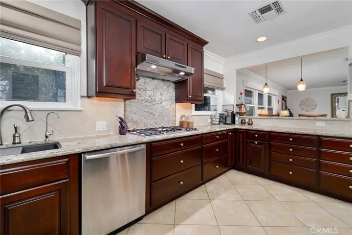 307 11th, Azusa, California 91702