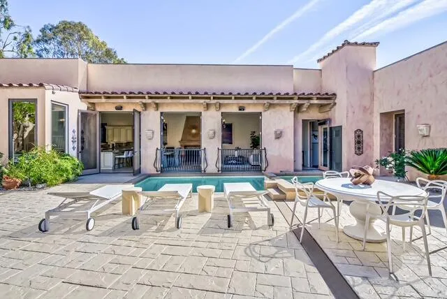 20 pool area 1