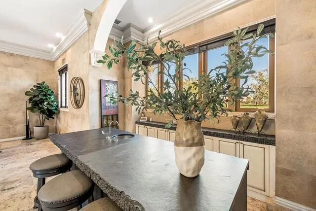 20 wet bar 2