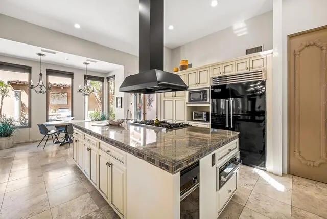 20 kitchen 2