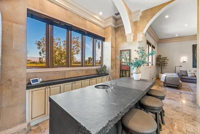 20 wet bar
