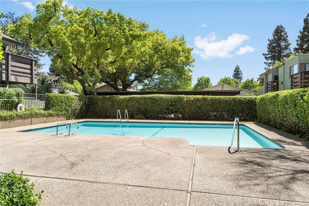 Association Pool