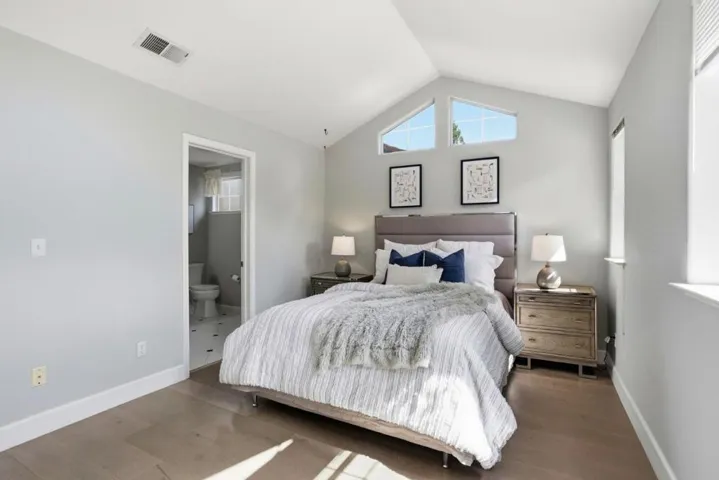 4173 El Camino Real 9, Palo Alto, California 94306