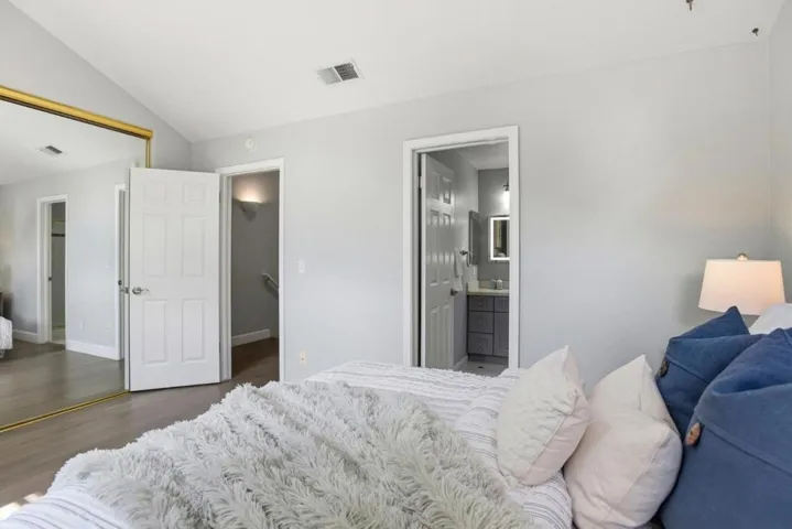 4173 El Camino Real 9, Palo Alto, California 94306