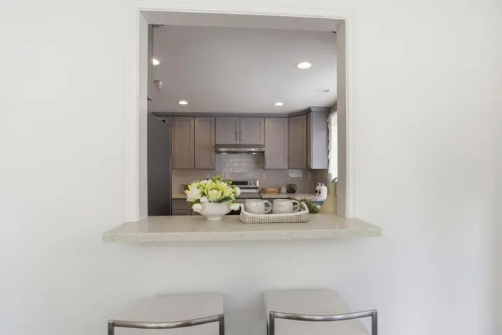 4173 El Camino Real 9, Palo Alto, California 94306