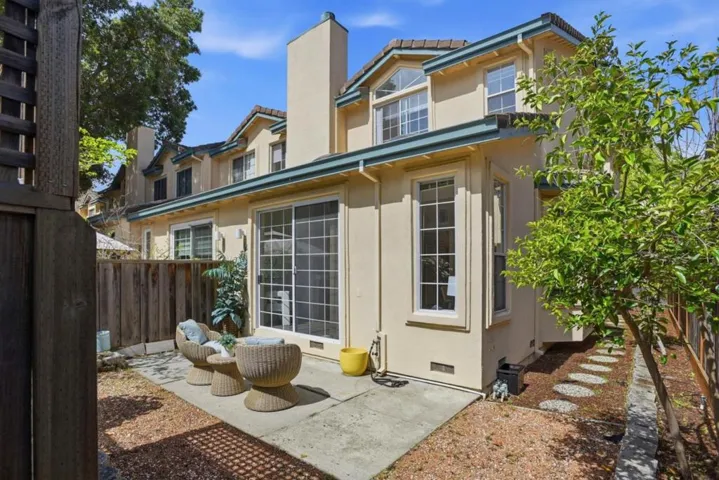 4173 El Camino Real 9, Palo Alto, California 94306