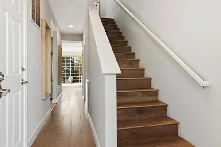 4173 El Camino Real 9, Palo Alto, California 94306