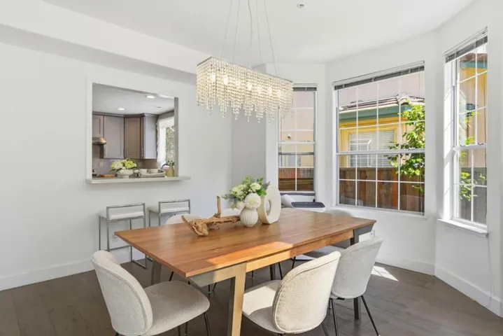 4173 El Camino Real 9, Palo Alto, California 94306