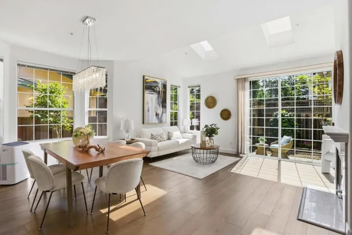 4173 El Camino Real 9, Palo Alto, California 94306