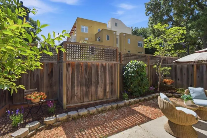 4173 El Camino Real 9, Palo Alto, California 94306
