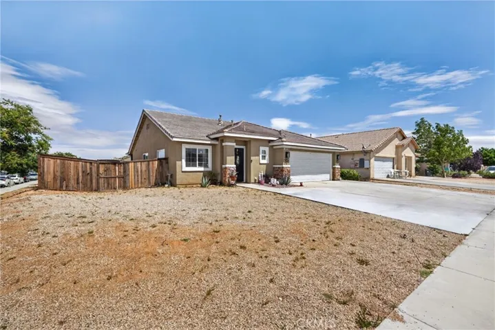 10948 Remington, Adelanto, California 92301