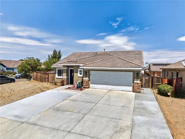 10948 Remington, Adelanto, California 92301