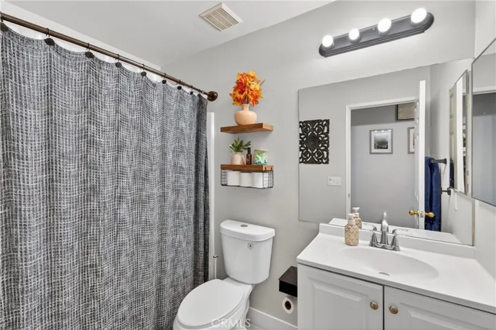10948 Remington, Adelanto, California 92301