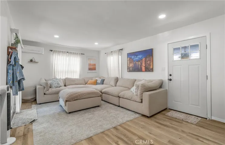 2055 E Nord, Compton, California 90222