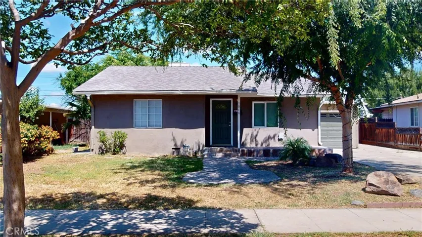 1014 W Andrews, Fresno, California 93705