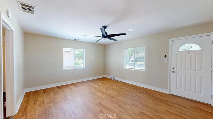 1014 W Andrews, Fresno, California 93705