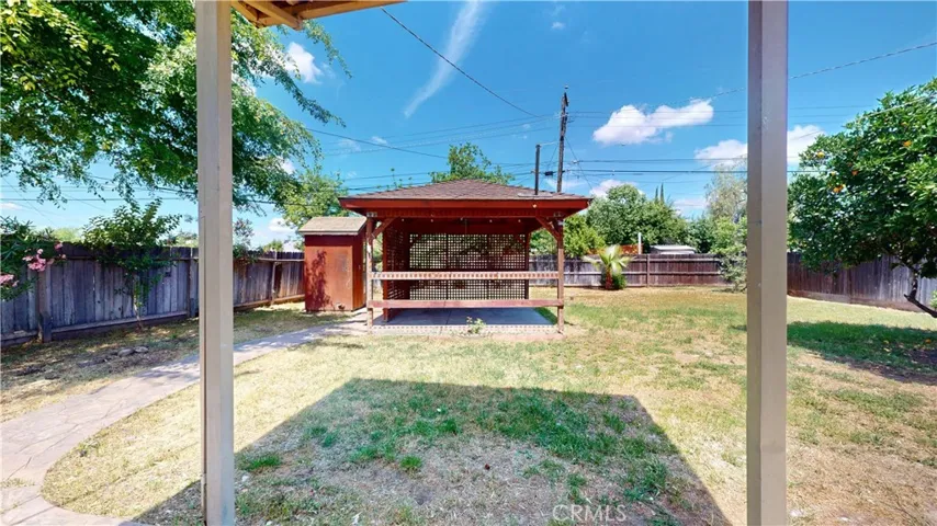 1014 W Andrews, Fresno, California 93705