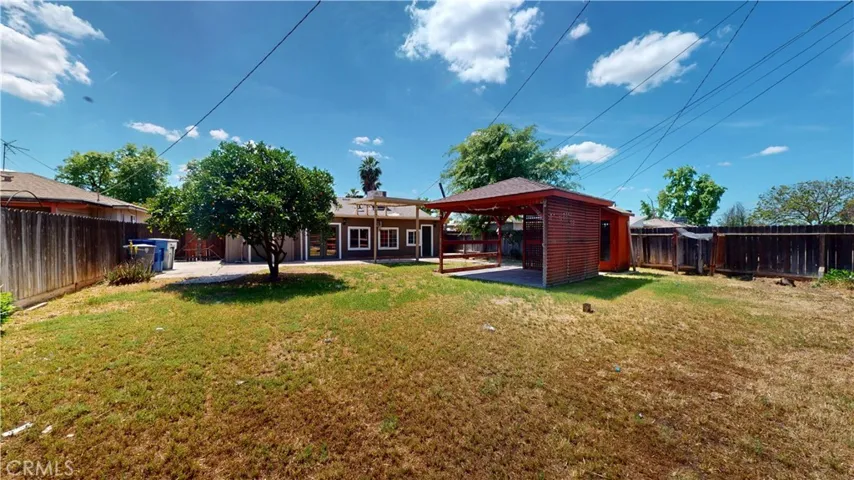 1014 W Andrews, Fresno, California 93705
