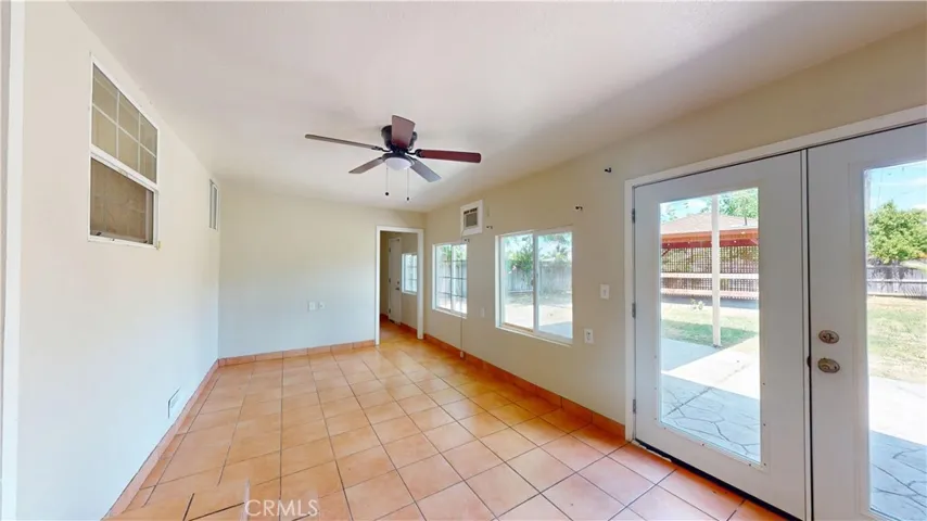 1014 W Andrews, Fresno, California 93705