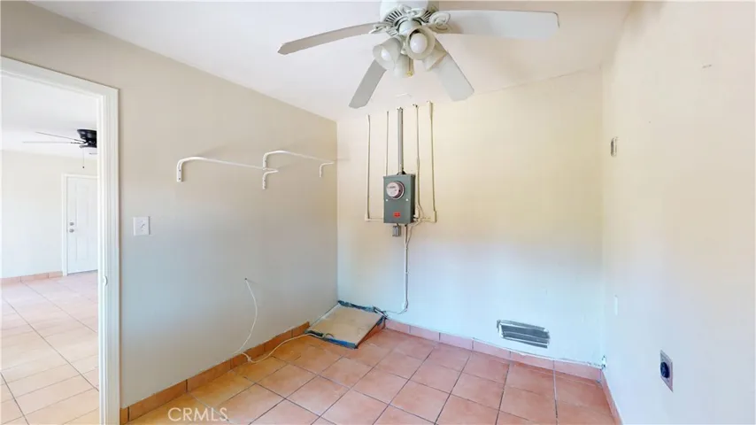 1014 W Andrews, Fresno, California 93705