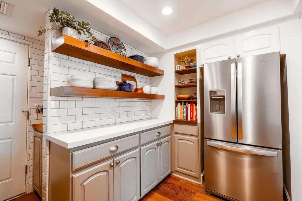 48910NolinePlace-21
