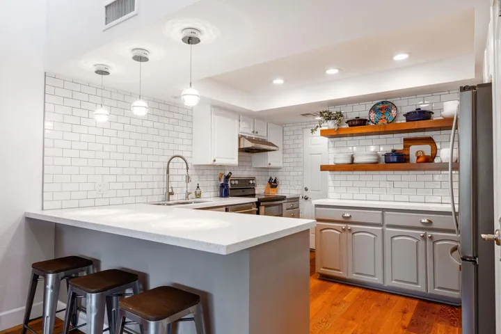 48910NolinePlace-20