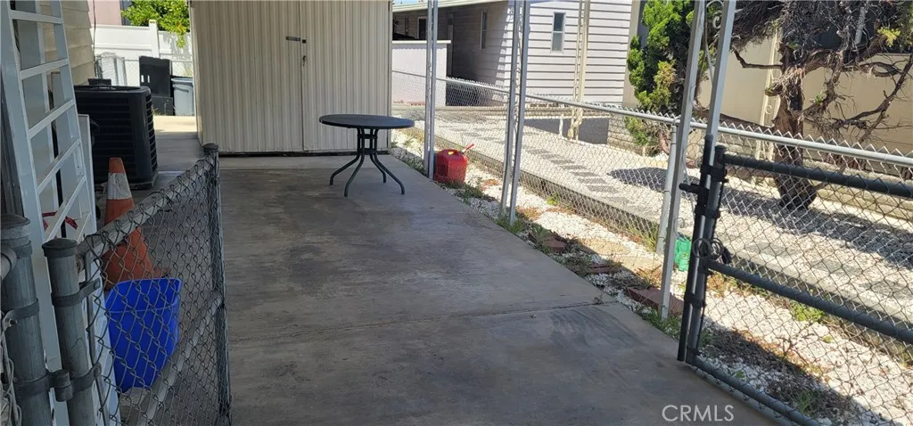 Carport can support 2 cars