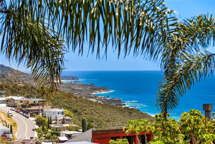 683 Alta Vista Way, Laguna Beach, California 92651