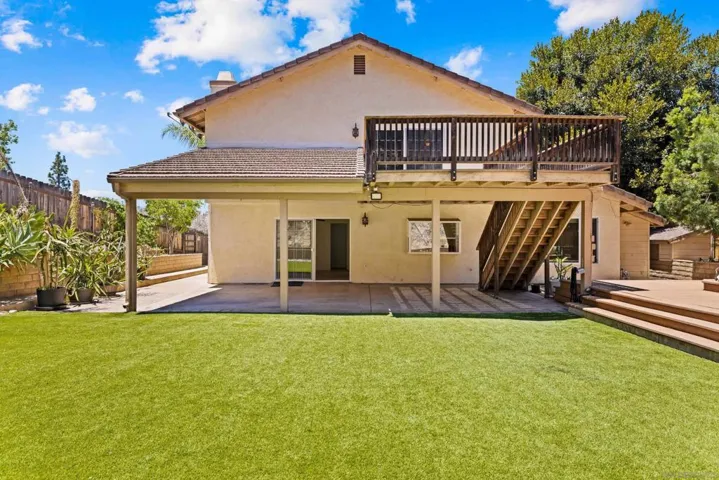 9193 Vista Entrada, Lakeside, California 92040