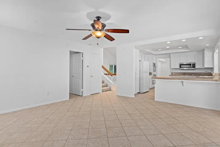 9193 Vista Entrada, Lakeside, California 92040