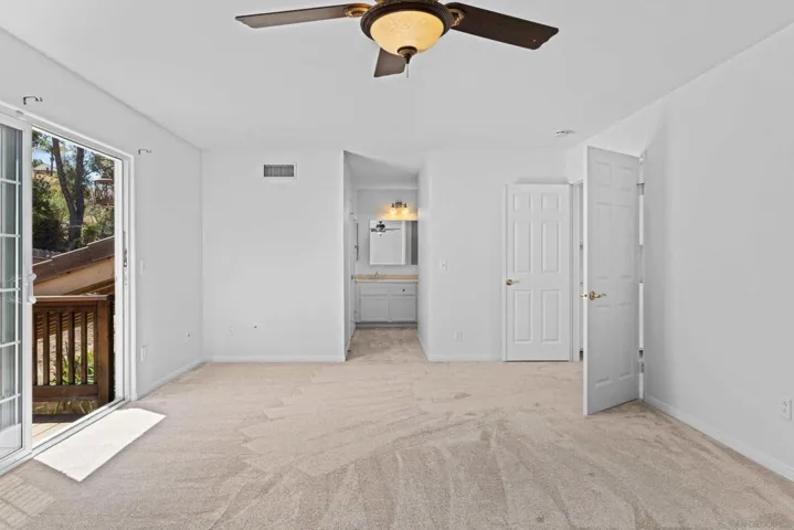 9193 Vista Entrada, Lakeside, California 92040