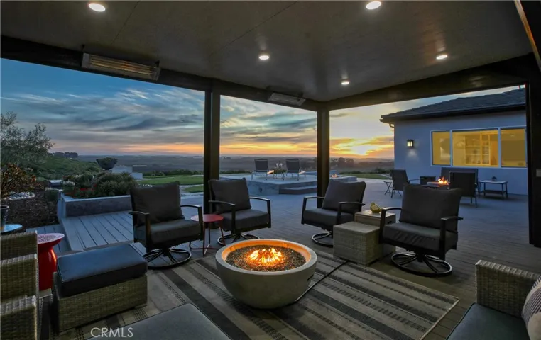 Covered Patio with Electric heaters