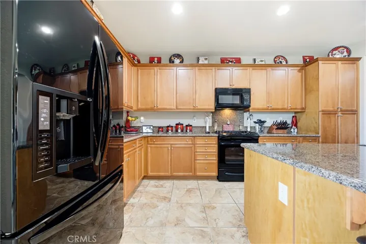 27073 N Bay Lane, Menifee, California 92585