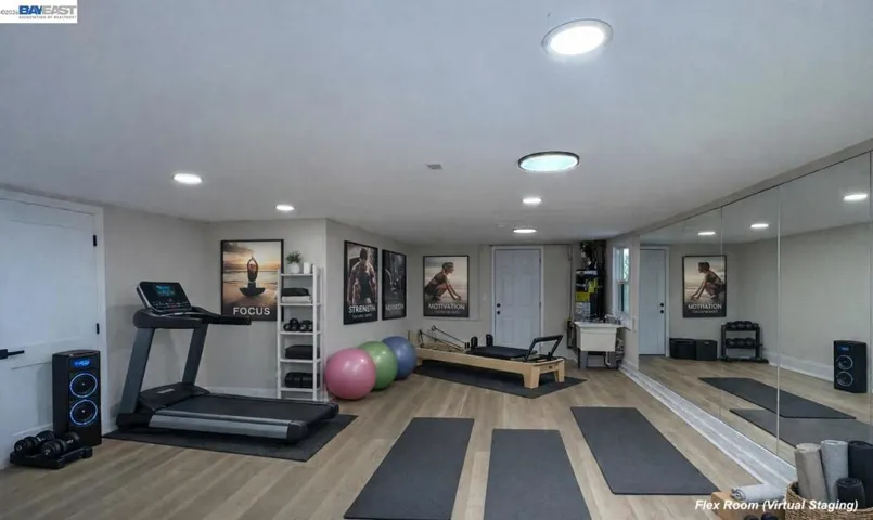 Bonus/Flex Room (Virtual Staging)