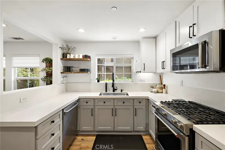 90 Three Vines Court, Ladera Ranch, California 92694