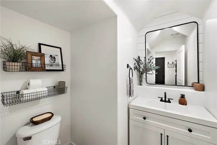 90 Three Vines Court, Ladera Ranch, California 92694