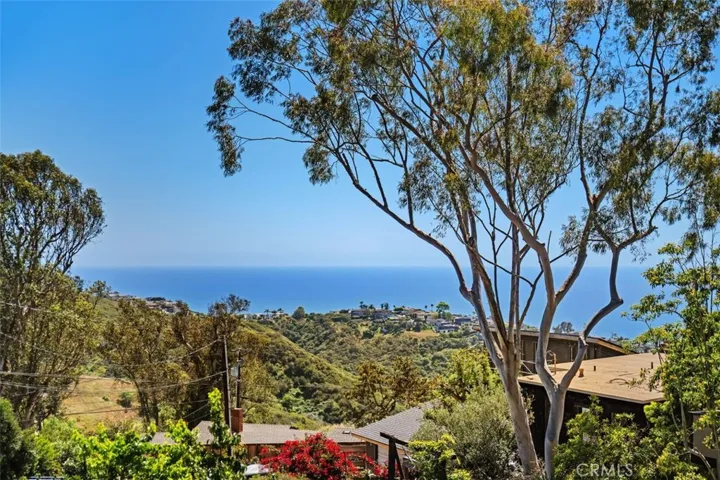 28812 Shady Pl., Laguna Beach, California 92651