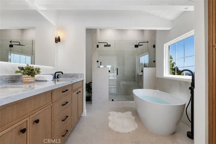 28812 Shady Pl., Laguna Beach, California 92651